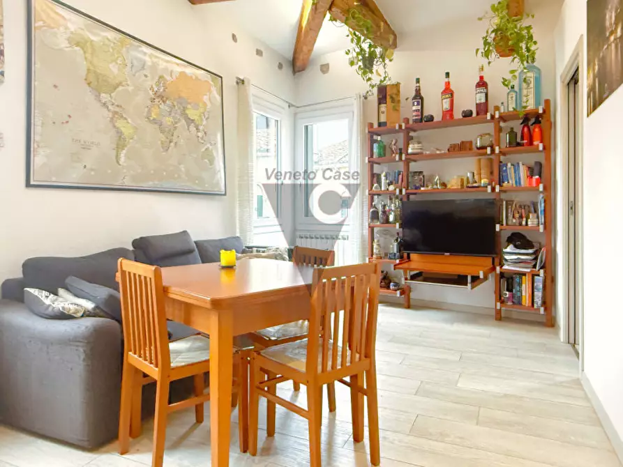 Immagine 3 di Appartamento in vendita  a Venezia