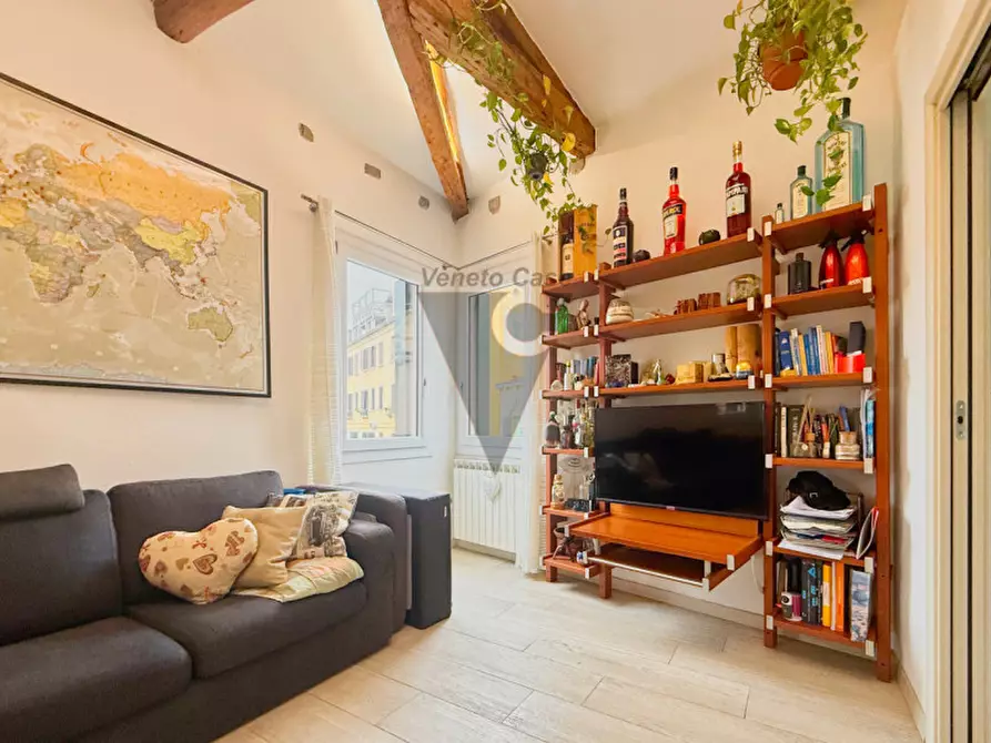 Immagine 7 di Appartamento in vendita  a Venezia