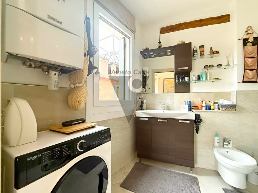 Immagine 20 di Appartamento in vendita  a Venezia