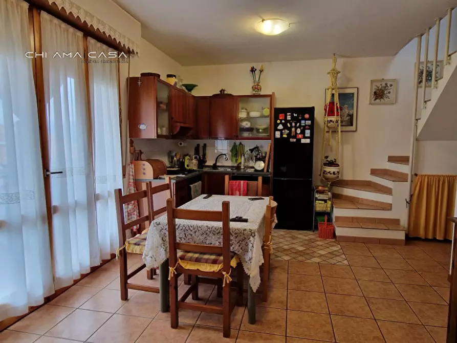 Immagine 3 di Appartamento in vendita  in via silvestro betti a Monteciccardo