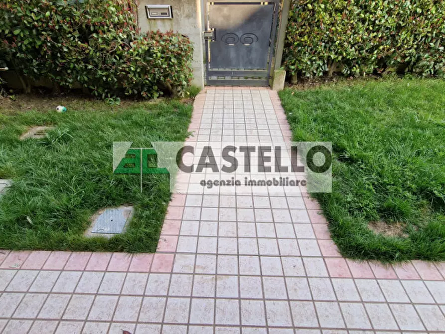 Immagine 4 di Casa trifamiliare in vendita  in Via Mussolini a Villanova Di Camposampiero