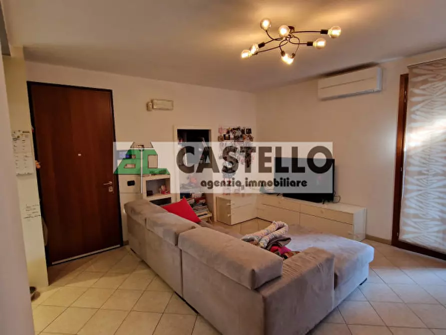 Immagine 7 di Casa trifamiliare in vendita  in Via Mussolini a Villanova Di Camposampiero