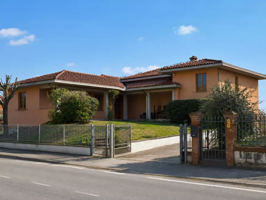 Immagine 2 di Villa in vendita  in Strada Martinella a Parma