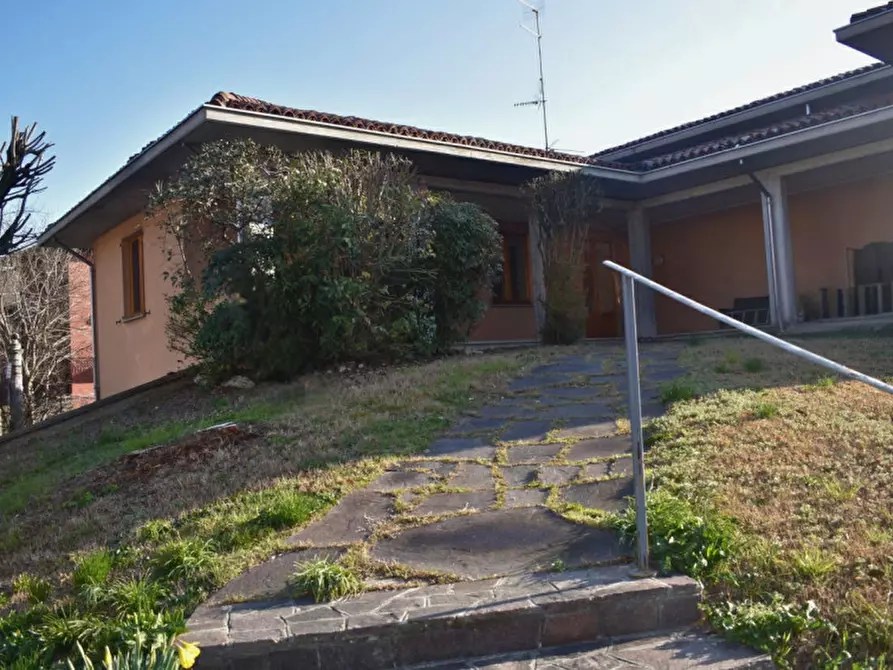 Immagine 7 di Villa in vendita  in Strada Martinella a Parma