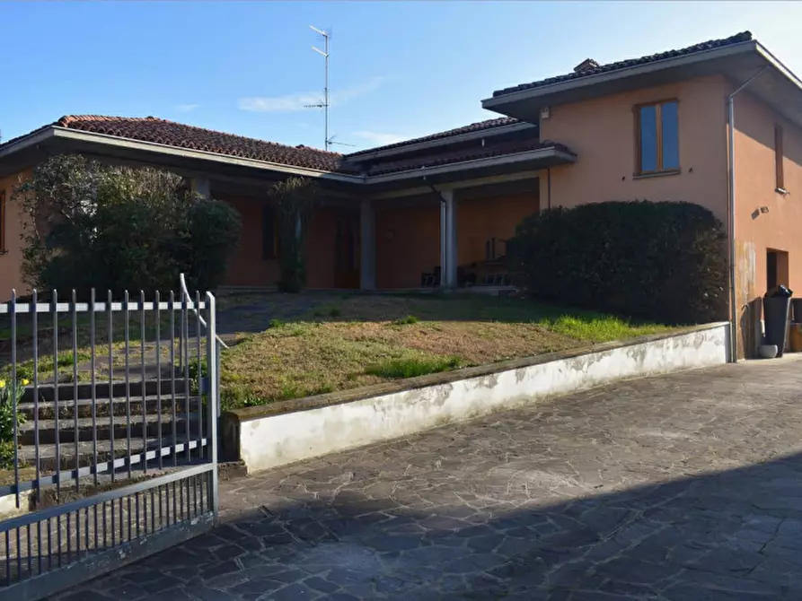 Immagine 16 di Villa in vendita  in Strada Martinella a Parma