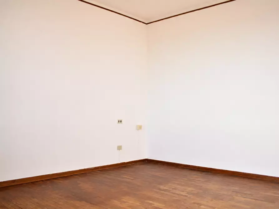 Immagine 16 di Villa in vendita  in Strada Martinella a Parma