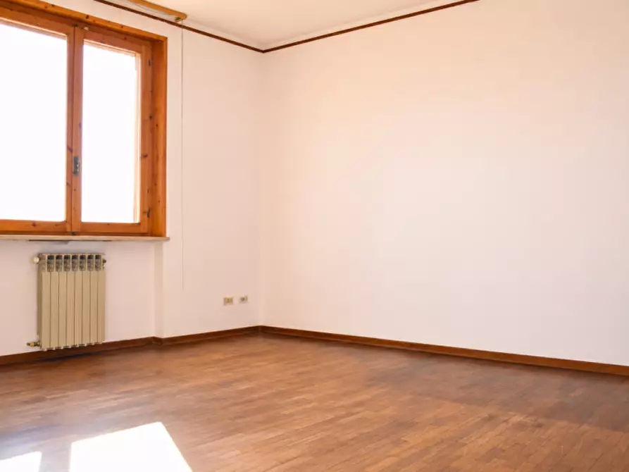 Immagine 17 di Villa in vendita  in Strada Martinella a Parma