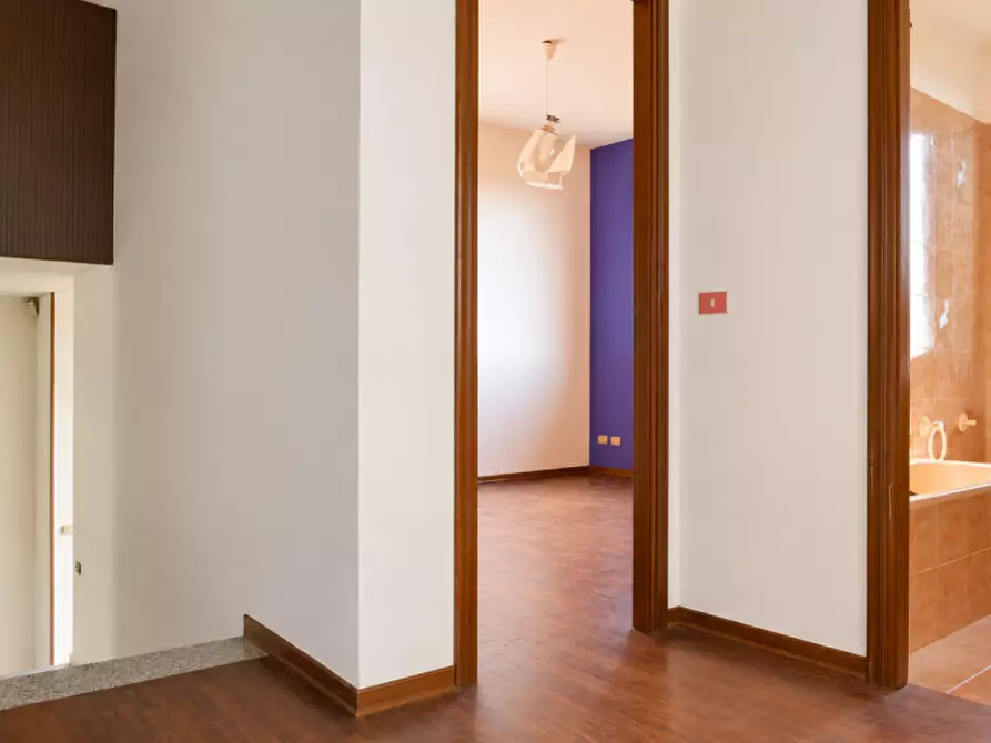 Immagine 20 di Villa in vendita  in Strada Martinella a Parma