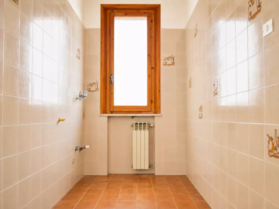 Immagine 22 di Villa in vendita  in Strada Martinella a Parma