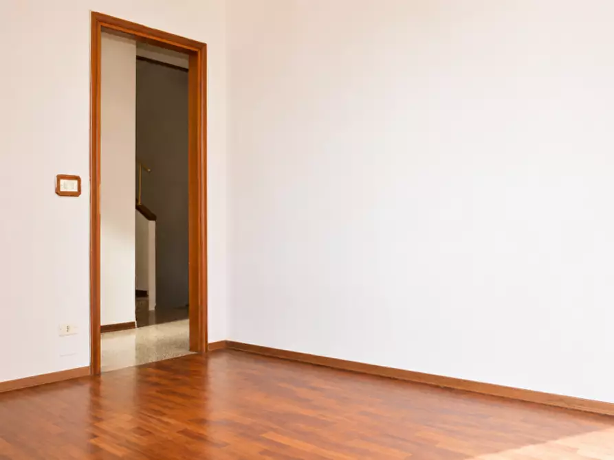 Immagine 25 di Villa in vendita  in Strada Martinella a Parma