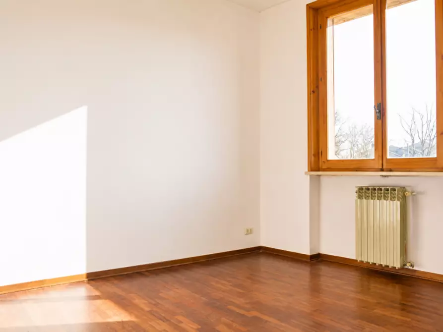 Immagine 26 di Villa in vendita  in Strada Martinella a Parma