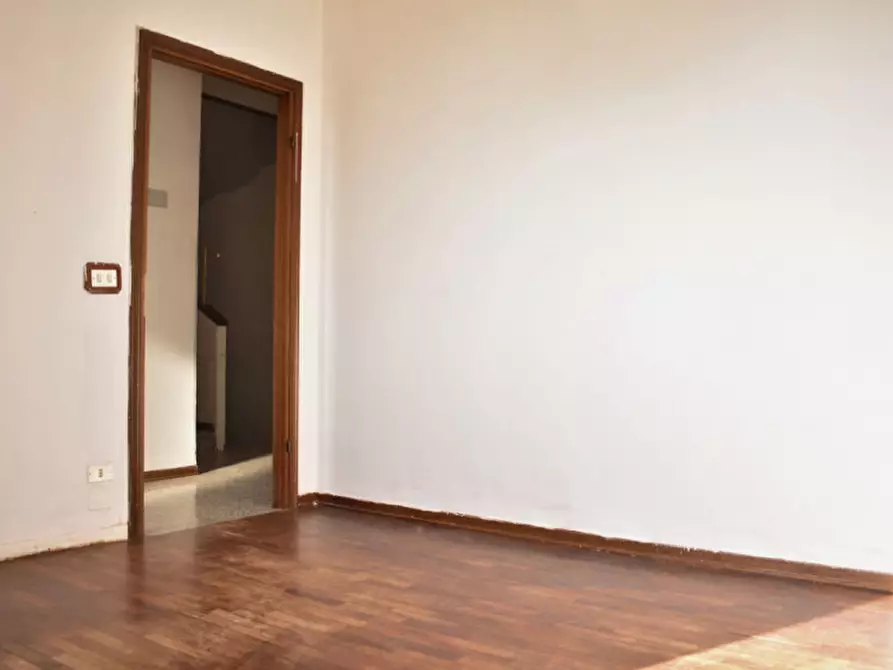 Immagine 31 di Villa in vendita  in Strada Martinella a Parma