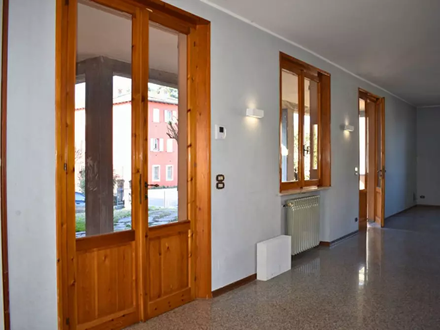 Immagine 43 di Villa in vendita  in Strada Martinella a Parma