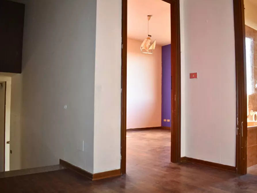 Immagine 49 di Villa in vendita  in Strada Martinella a Parma