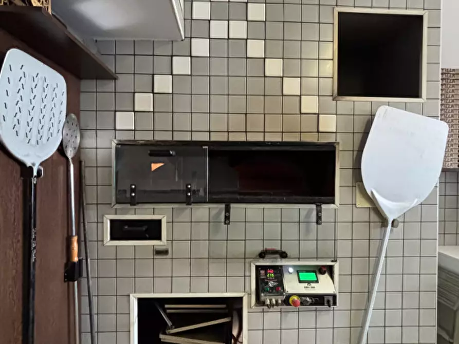 Immagine 8 di Attività commerciale in vendita  a Conselve