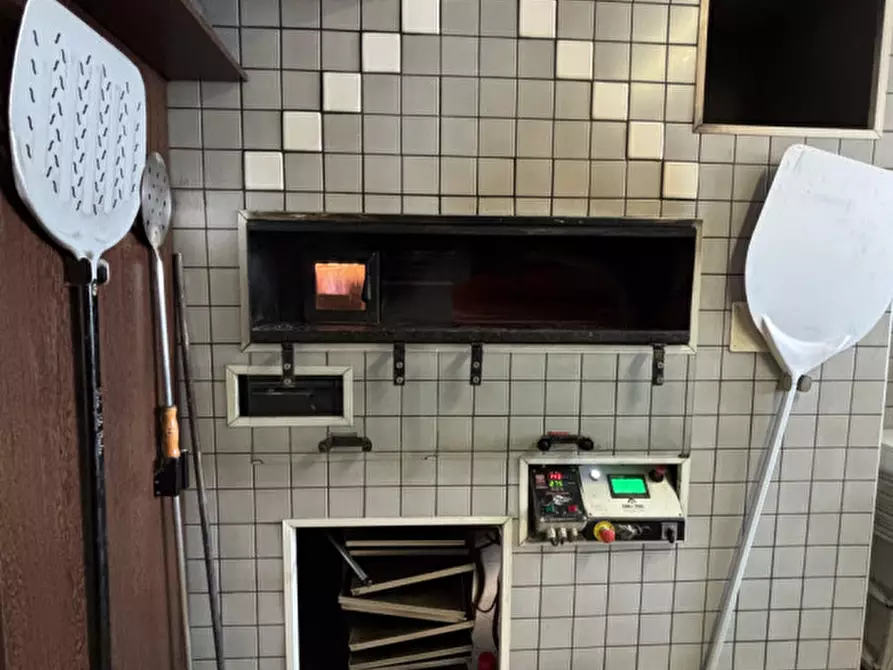 Immagine 9 di Attività commerciale in vendita  a Conselve