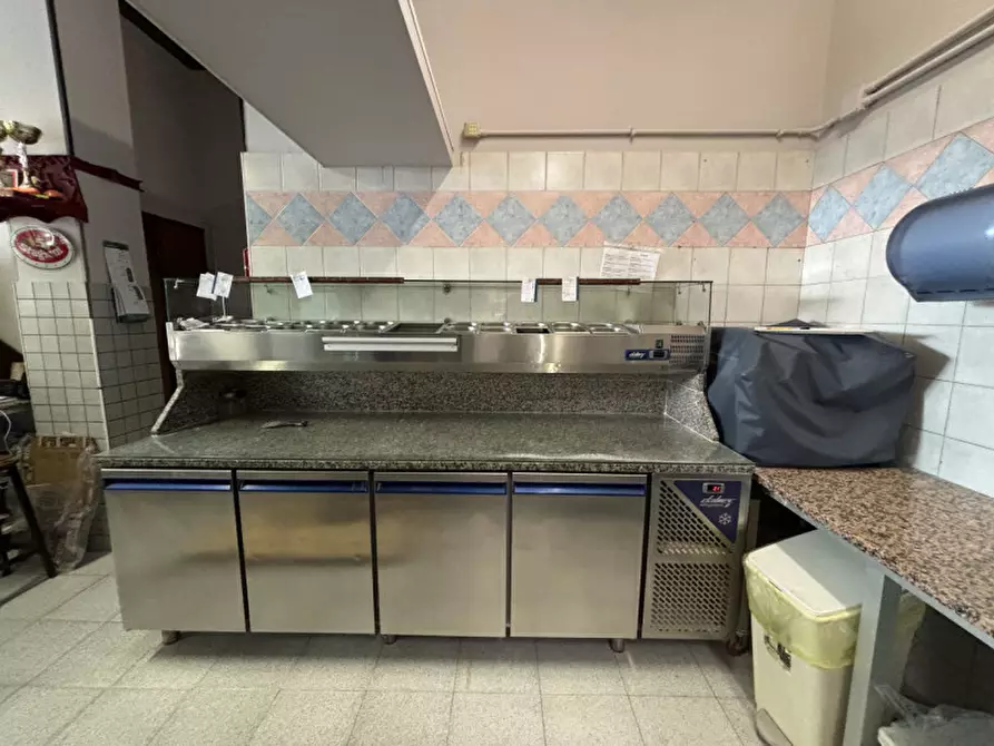 Immagine 15 di Attività commerciale in vendita  a Conselve