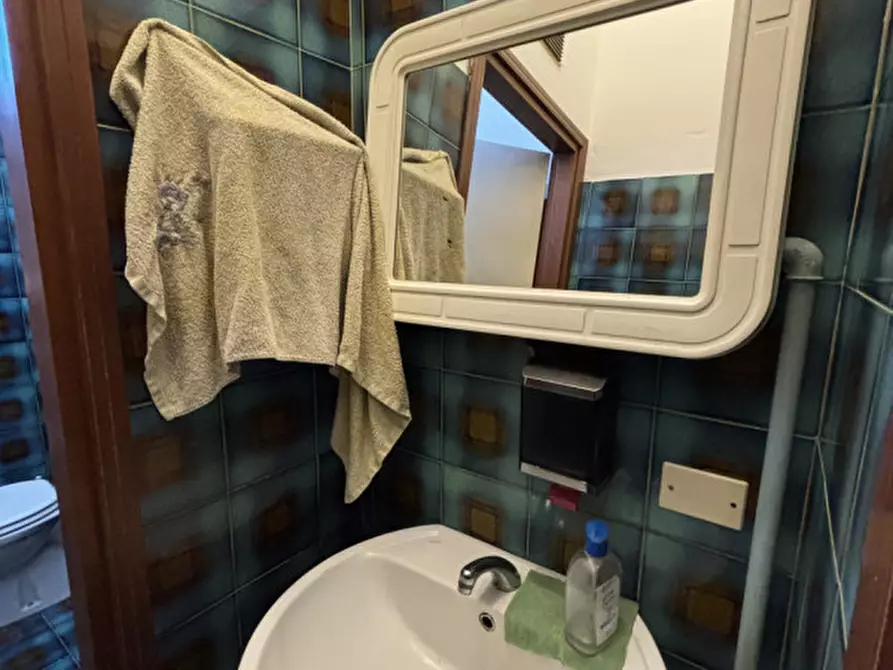 Immagine 17 di Attività commerciale in vendita  a Conselve