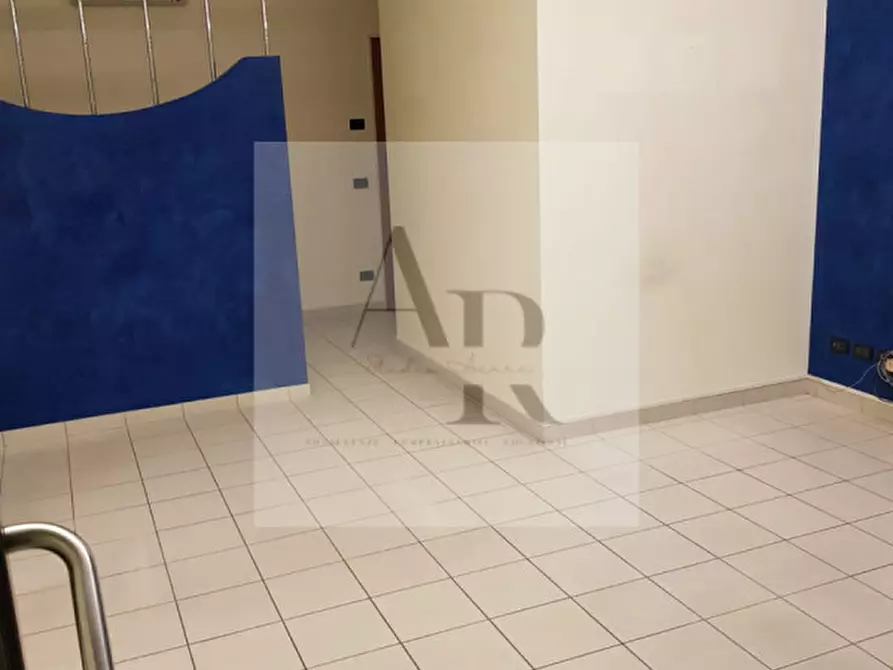 Immagine 4 di Negozio in affitto  in Via Comelico a Salzano