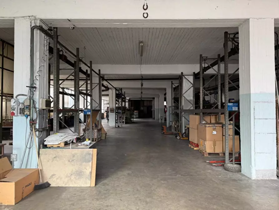 Immagine 5 di Capannone industriale in vendita  in Via Repubblica, 25065 Lumezzane BS, Italia a Lumezzane