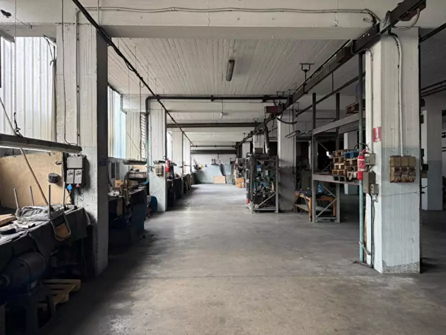 Immagine 11 di Capannone industriale in vendita  in Via Repubblica, 25065 Lumezzane BS, Italia a Lumezzane
