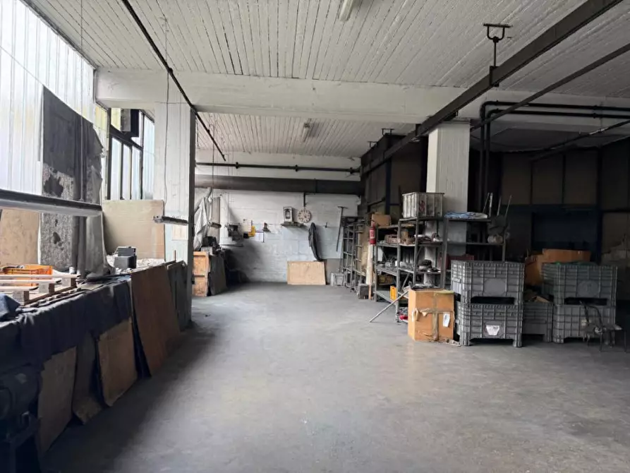 Immagine 12 di Capannone industriale in vendita  in Via Repubblica, 25065 Lumezzane BS, Italia a Lumezzane