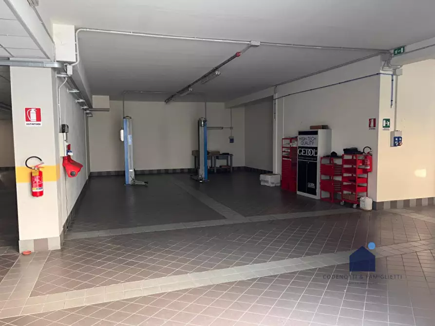 Immagine 3 di Attività commerciale in vendita  in Via Scipio Slataper, 5 a Brescia