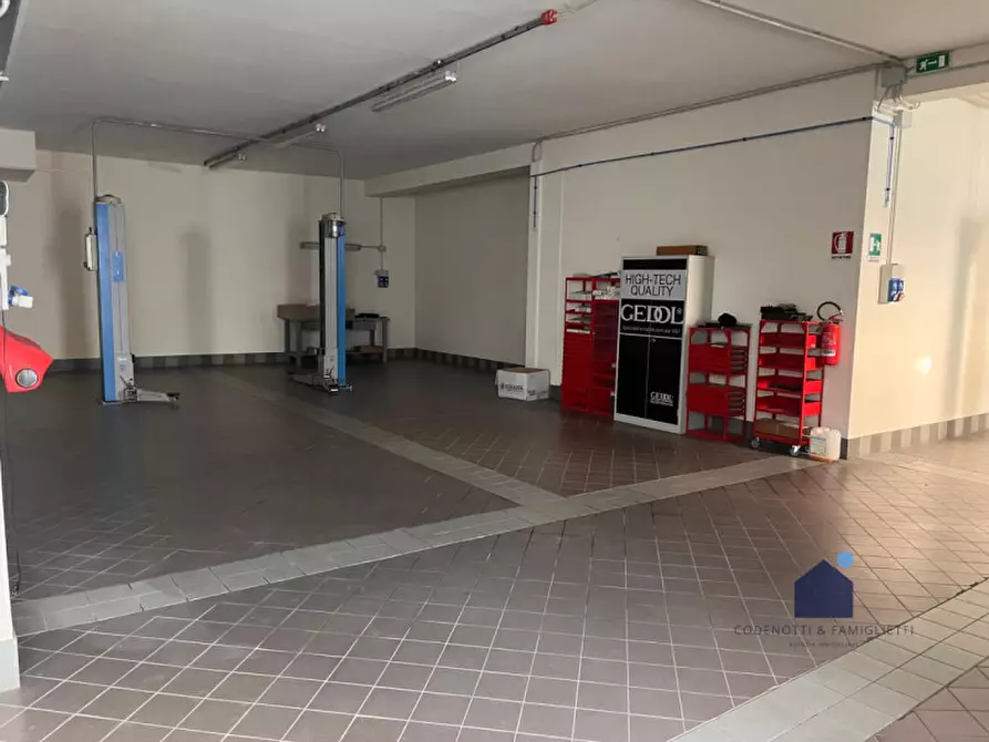 Immagine 4 di Attività commerciale in vendita  in Via Scipio Slataper, 5 a Brescia