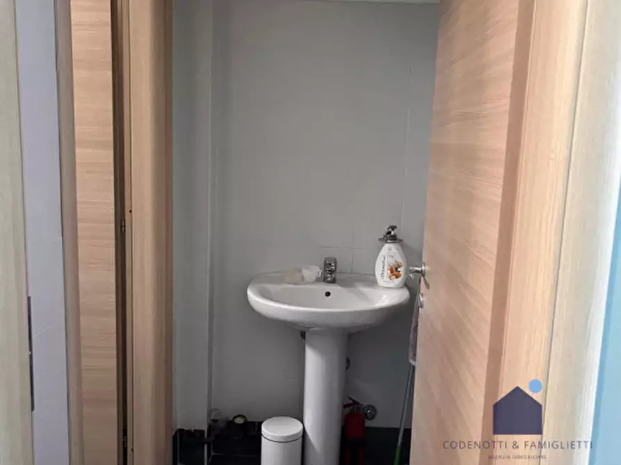 Immagine 17 di Attività commerciale in vendita  in Via Scipio Slataper, 5 a Brescia