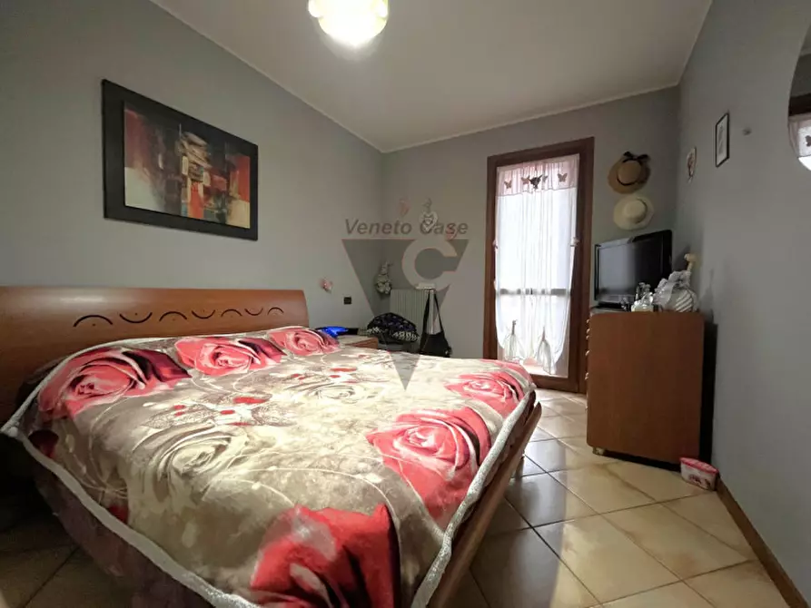 Immagine 2 di Appartamento in vendita  in Via Rialto a Mira