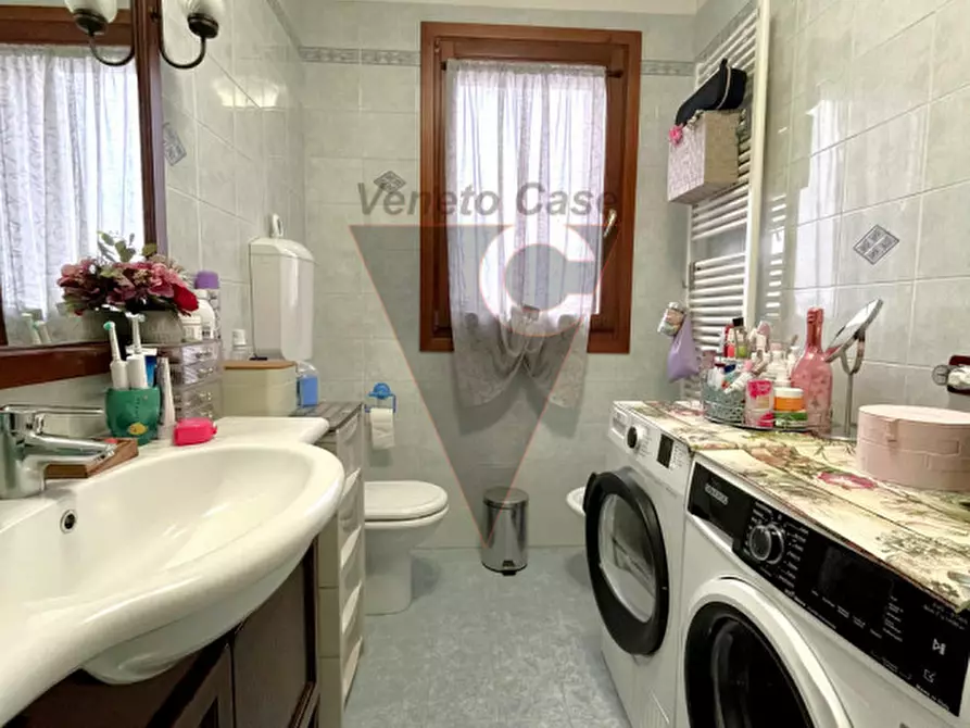 Immagine 6 di Appartamento in vendita  in Via Rialto a Mira