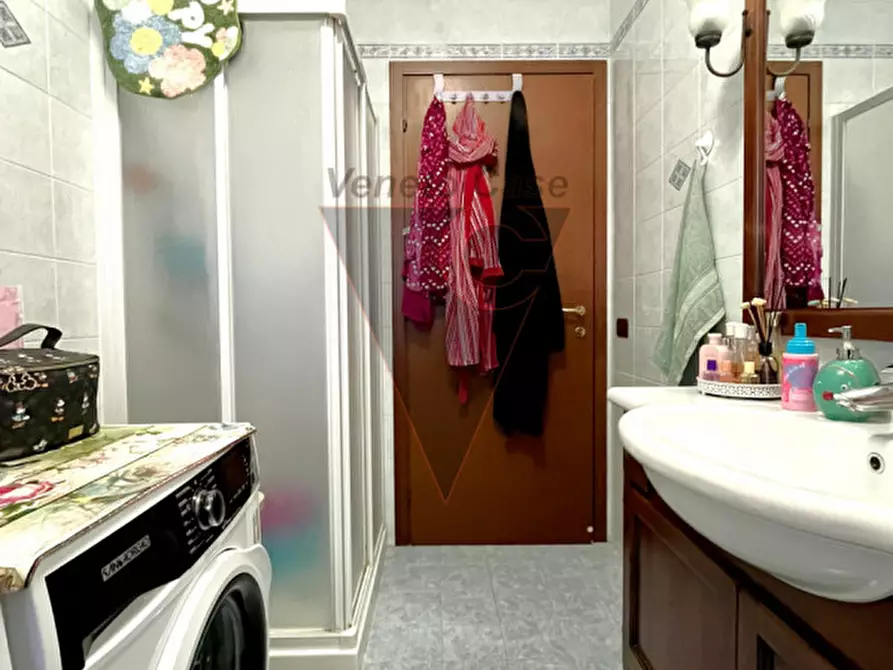 Immagine 8 di Appartamento in vendita  in Via Rialto a Mira