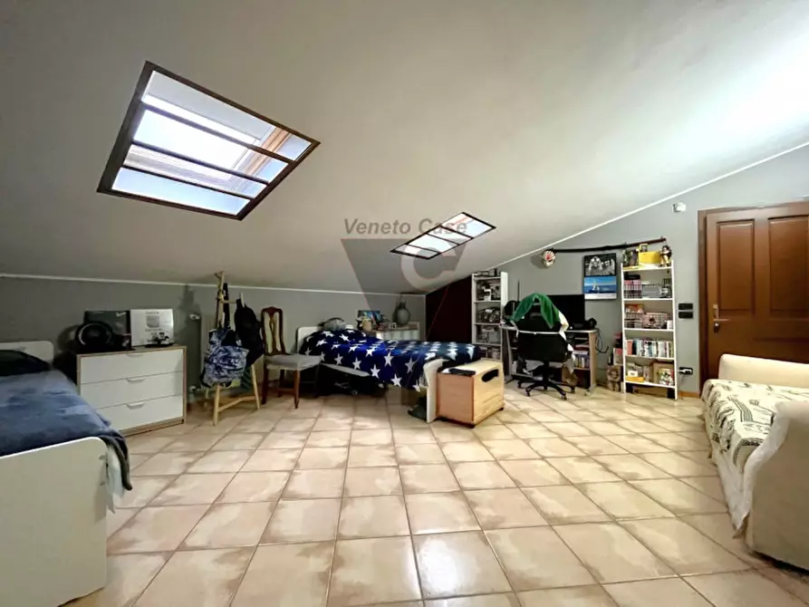 Immagine 11 di Appartamento in vendita  in Via Rialto a Mira