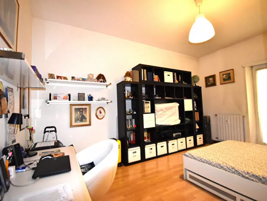 Immagine 4 di Appartamento in vendita  in VIA GAETANO SACCHI a Roma