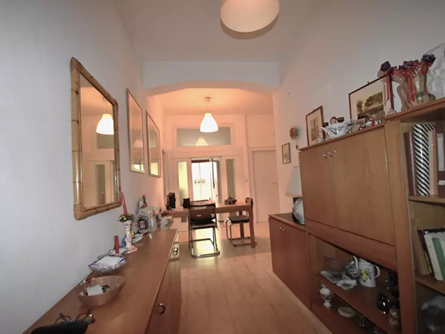 Immagine 10 di Appartamento in vendita  in VIA GAETANO SACCHI a Roma