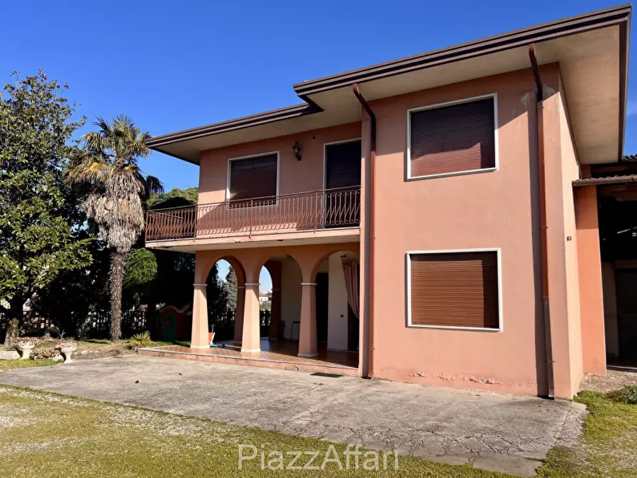 Immagine 1 di Casa indipendente in vendita  in Via San Marco a Codevigo