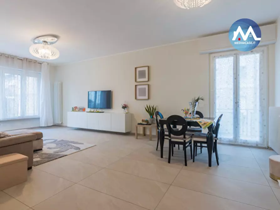 Immagine 1 di Appartamento in vendita  in via Arno 30 a Pesaro