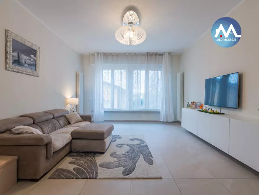 Immagine 1 di Appartamento in vendita  in via Arno 30 a Pesaro