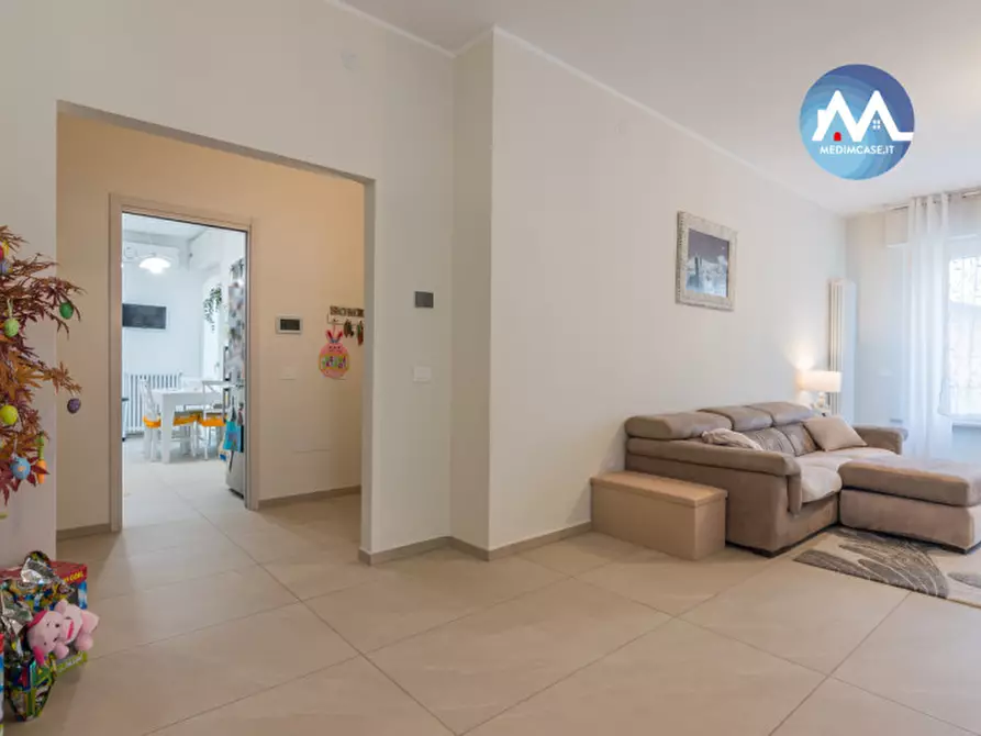 Immagine 7 di Appartamento in vendita  in via Arno 30 a Pesaro