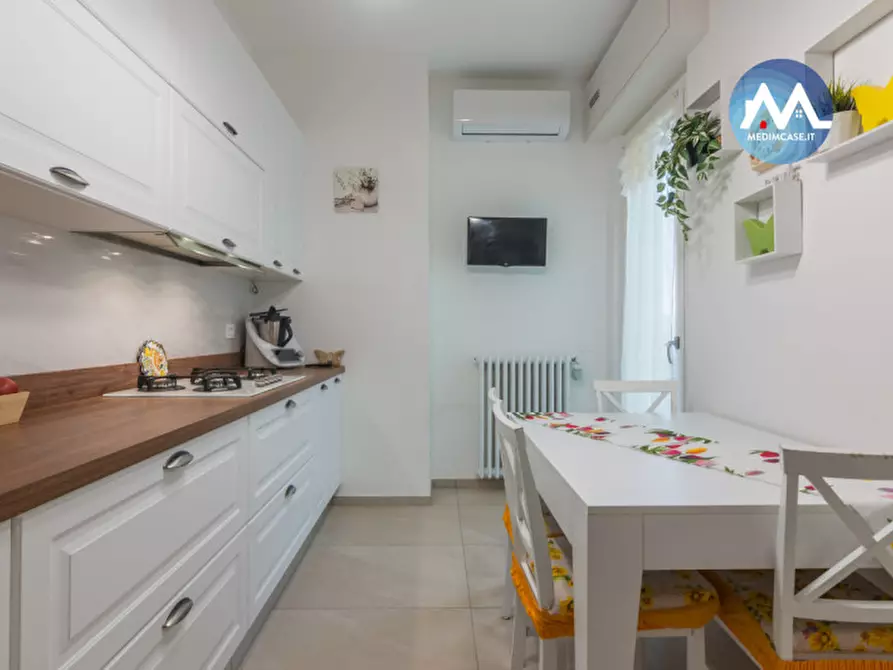 Immagine 11 di Appartamento in vendita  in via Arno 30 a Pesaro