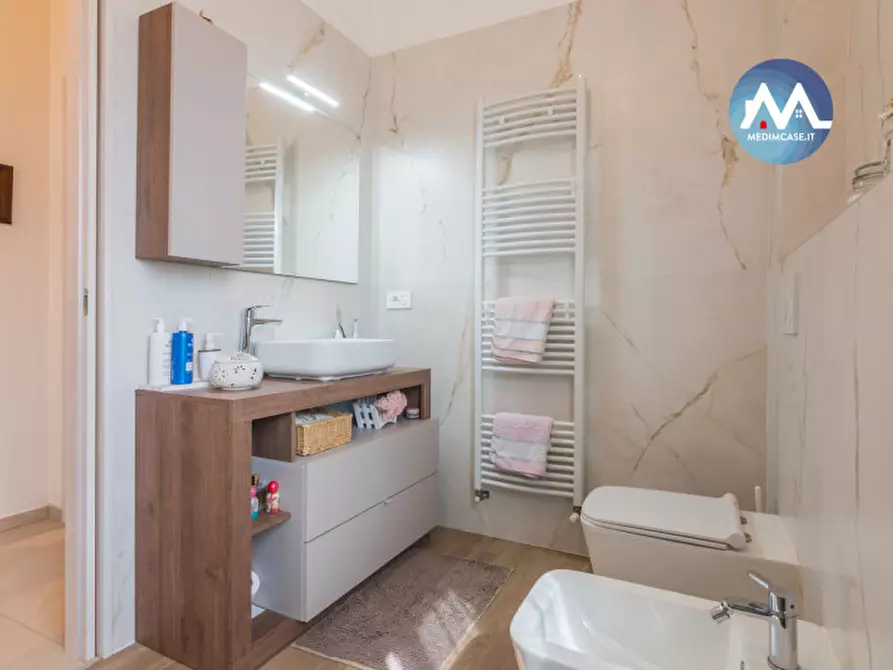 Immagine 25 di Appartamento in vendita  in via Arno 30 a Pesaro