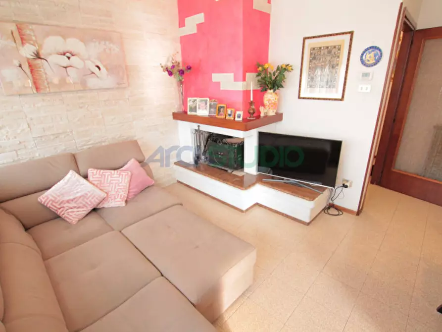 Immagine 4 di Appartamento in vendita  in via jacopo vittorelli a Vicenza