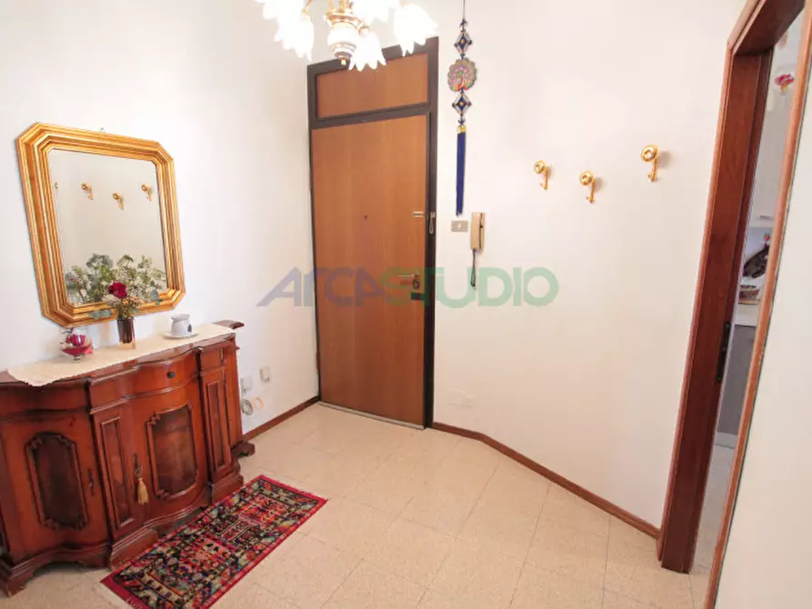 Immagine 8 di Appartamento in vendita  in via jacopo vittorelli a Vicenza