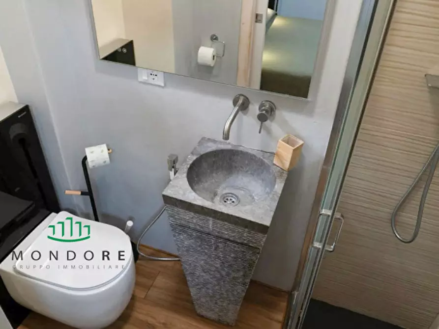 Immagine 10 di Monolocale in vendita  in Via del Fossato a Bologna