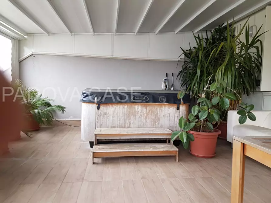 Immagine 2 di Attico in vendita  a Padova