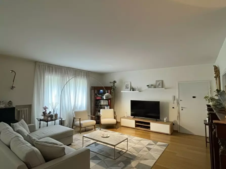 Immagine 3 di Appartamento in vendita  in Via Zabarella a Padova