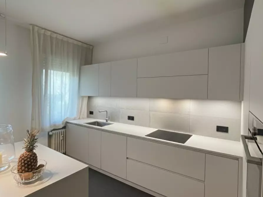 Immagine 7 di Appartamento in vendita  in Via Zabarella a Padova