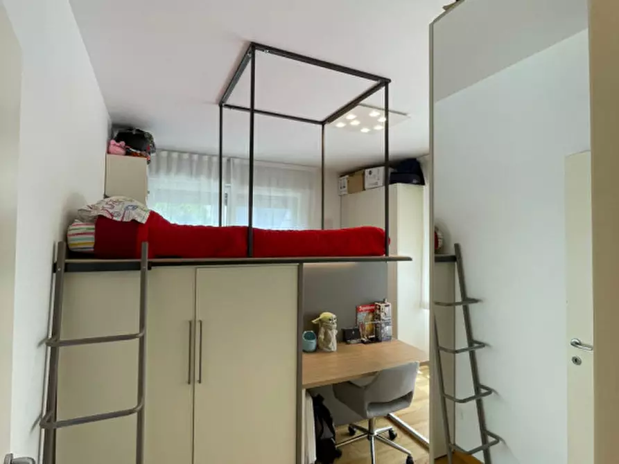 Immagine 25 di Appartamento in vendita  in Via Zabarella a Padova