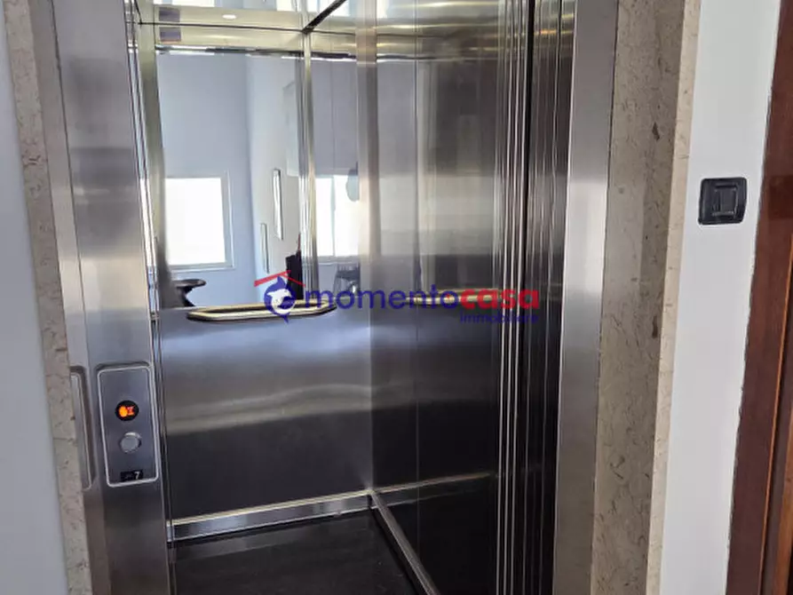 Immagine 33 di Attico in vendita  in via Dante 58A a Palermo