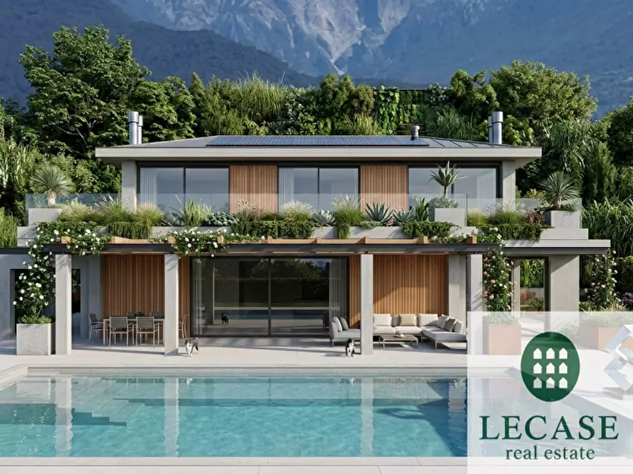 Immagine 2 di Villa in vendita  in Via Dalmazia a Forte Dei Marmi